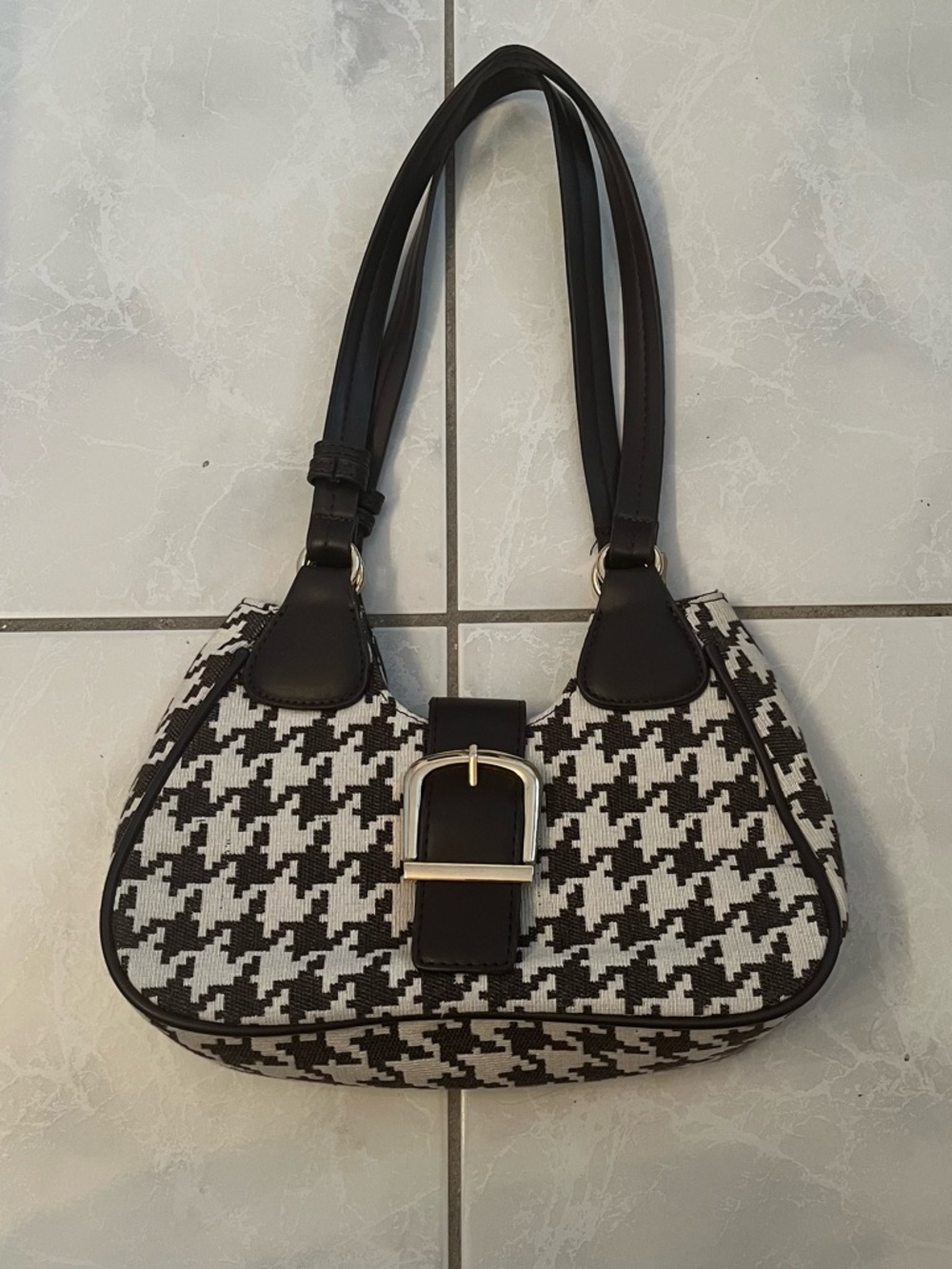 Princess Polly white/brown houndstooth print leather shoulder bag w gold buckle